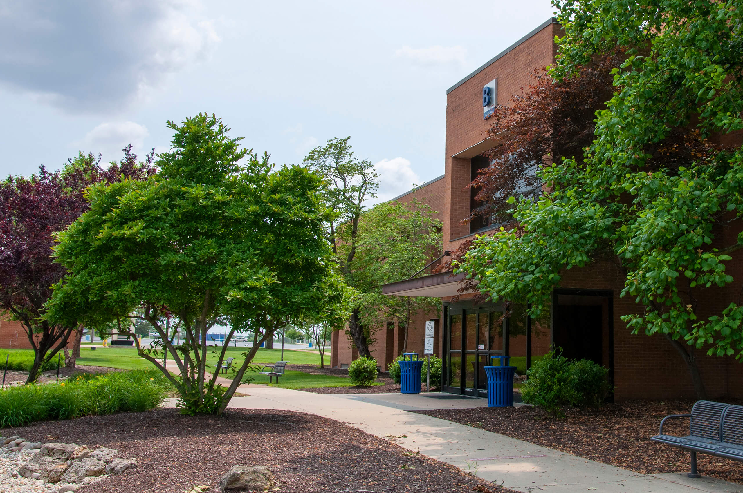 Profile photo of the Main Complex B Entrance on the Belleville campus.