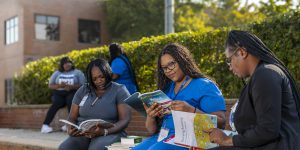 East Saint Louis Wyvetter Younge Higher Education Center Students