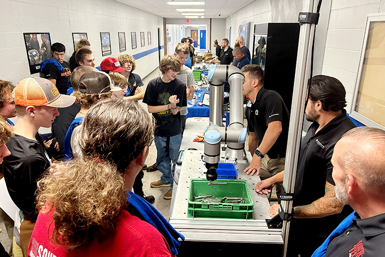 Manufacturing Day 2024 - Hallway
