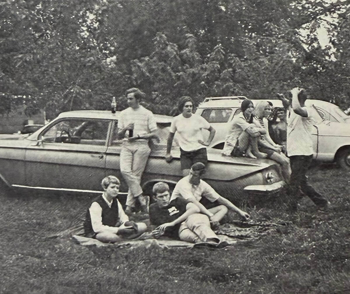 Belleville Area College 1970s Students on Campus
